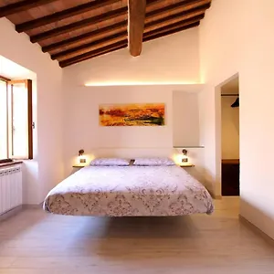 la-casa-nel-borgo.it-tuscanyhotel.com/